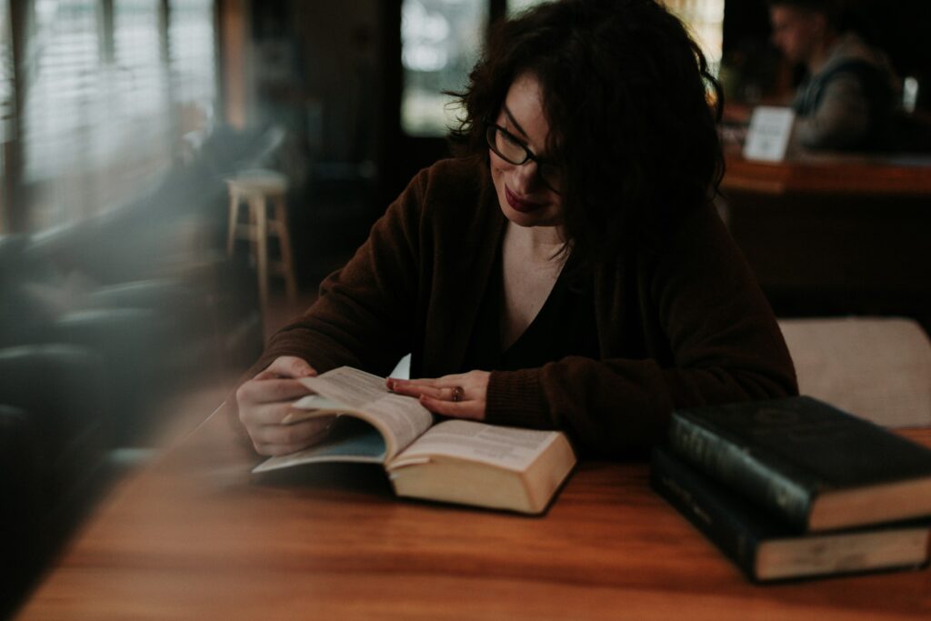 priscilla-du-preez-JaH62ihQLuE-unsplash (1)